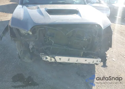 2019 Toyota Tacoma Sr5 V6 z USA, uszkodzony, nr VIN 3TMCZ5AN2KM206317